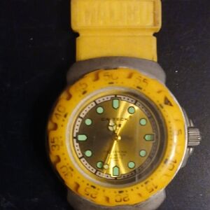 Calteck Yellow and Silver Divers Watch